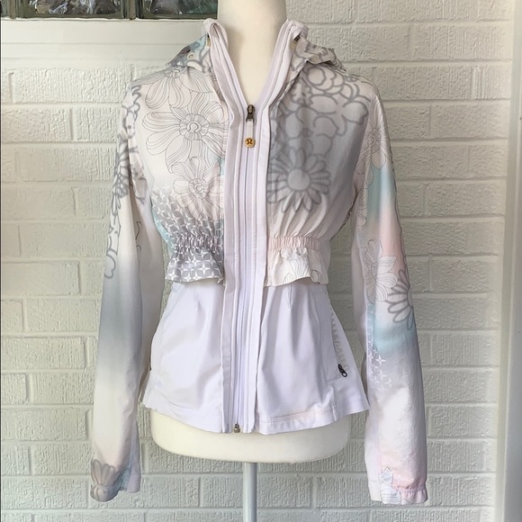 lululemon athletica Jackets & Blazers - Lululemon Jacket